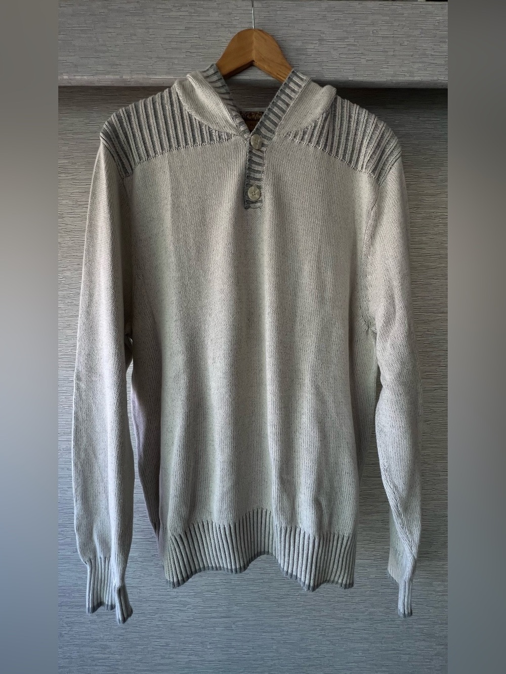 Blue Hooded Knit Sweater in Light Gray Men’s